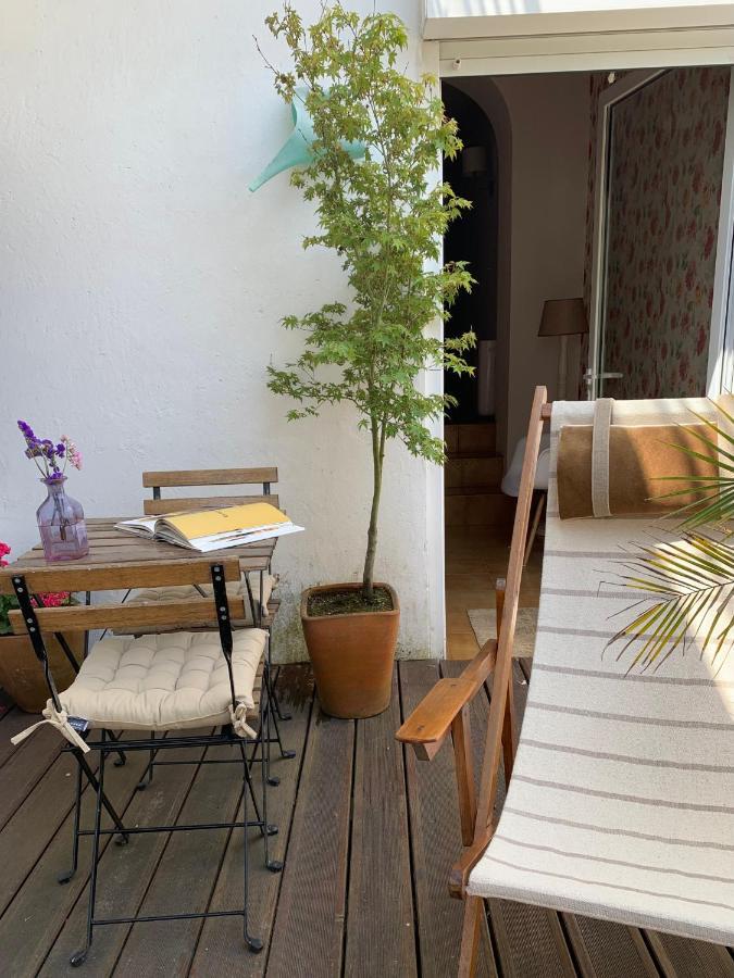 カミーニャ House In The Town Centreヴィラ エクステリア 写真